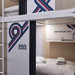 Ostelzzz Albergue