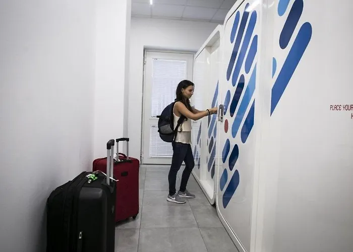 Hostel Ostelzzz Milánó